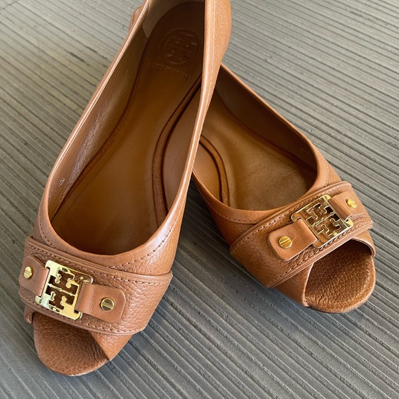 Tory burch flat in brown - used but in good condition Size 10 - Picture 4 of 4
